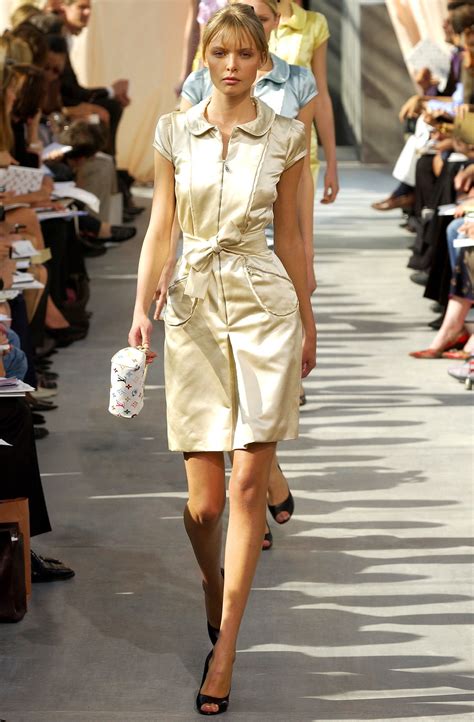 LOUIS VUITTON Spring Summer 2003 Paris 